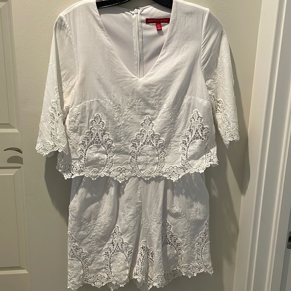 Saks 5th Avenue White Lace Romper size XS